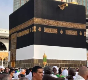 اذان کی آواز نے راستہ بدل دیا: اٹلی کے نومسلم محمد لوقا حج کی سعادت سے سرشار 2 اذان کی آواز نے راستہ بدل دیا: اٹلی کے نومسلم محمد لوقا حج کی سعادت سے سرشار