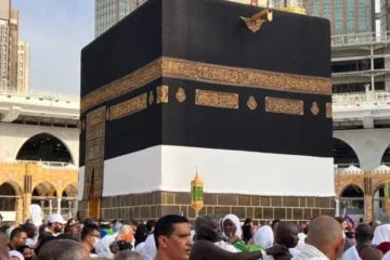 منیٰ میں یوم الترویہ: حجاج کی عبادات اور رات کا قیام جاری 3 منیٰ میں یوم الترویہ: حجاج کی عبادات اور رات کا قیام جاری
