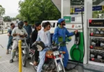 پیٹرولیم مصنوعات کی قیمتوں میں ایک بار پھر اضافہ — مہنگائی کا نیا دباؤ؟