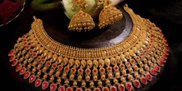 سونے کی قیمت میں بڑی کمی، فی تولہ 3,800 روپے سستا 28 سونے کی قیمت میں بڑی کمی، فی تولہ 3,800 روپے سستا