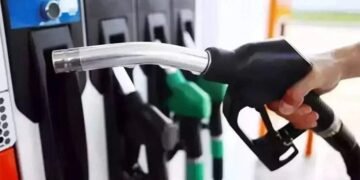 آئی ایم ایف شرط پوری، پیٹرولیم لیوی میں 13 روپے 91 پیسے اضافہ 13 آئی ایم ایف شرط پوری، پیٹرولیم لیوی میں 13 روپے 91 پیسے اضافہ