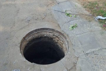 طیبہ ٹاؤن میں کھلا مین ہول ننھی بچی کی جان لے گیا
