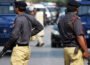 سندھ پولیس کا بڑا فیصلہ، شہریوں کو نقدی کے ساتھ سیکیورٹی دینے کی پیشکش 8 سندھ پولیس کا بڑا فیصلہ، شہریوں کو نقدی کے ساتھ سیکیورٹی دینے کی پیشکش