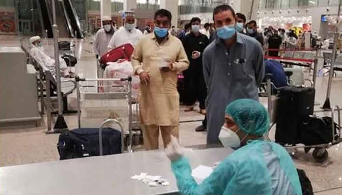 ایبولا سے متعلق عالمی صورتحال پر پاکستان میں احتیاطی اقدامات، ایئرپورٹس پر نگرانی سخت