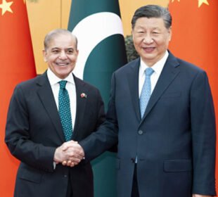 وزیرِاعظم شہباز شریف کا بیجنگ میں مصروف ترین سفارتی دن 10 وزیرِاعظم شہباز شریف کا بیجنگ میں مصروف ترین سفارتی دن