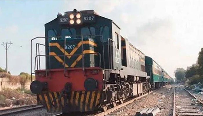 ریلوے کا بڑا فیصلہ: بلوچستان سے ٹرین آپریشن دوبارہ شروع