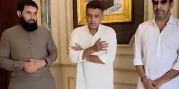 حج کے دوران وائرل ویڈیوز پر وسیم اکرم، مصباح الحق اور فخر عالم کی وضاحت 21 حج کے دوران وائرل ویڈیوز پر وسیم اکرم، مصباح الحق اور فخر عالم کی وضاحت