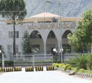 آزاد کشمیر کی 12 مہاجر نشستیں انتخابی سیاست کا مرکز بن گئیں 4 آزاد کشمیر کی 12 مہاجر نشستیں انتخابی سیاست کا مرکز بن گئیں