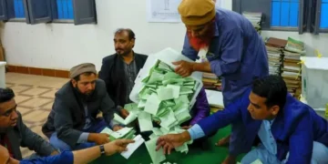 گلگت بلتستان انتخابات: غیر سرکاری نتائج میں پیپلز پارٹی سبقت لے گئی 24 گلگت بلتستان انتخابات: غیر سرکاری نتائج میں پیپلز پارٹی سبقت لے گئی