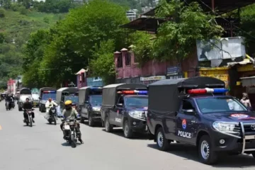 راولاکوٹ میں مظاہرین اور پولیس کے درمیان تصادم، چار اہلکار جاں بحق
