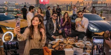 ایف بی آر کا سوشل میڈیا پر دولت دکھانے والے نان فائلرز کے خلاف کارروائی کا فیصلہ 7 ایف بی آر کا سوشل میڈیا پر دولت دکھانے والے نان فائلرز کے خلاف کارروائی کا فیصلہ