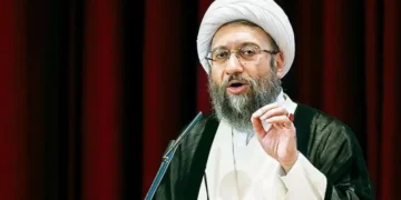 ایران نے دفاعی حکمتِ عملی میں نئے مرحلے کا اشارہ دے دیا 8 ایران نے دفاعی حکمتِ عملی میں نئے مرحلے کا اشارہ دے دیا