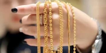 سونے کی قیمتوں میں بڑی کمی، فی تولہ 12 ہزار 627 روپے سستا