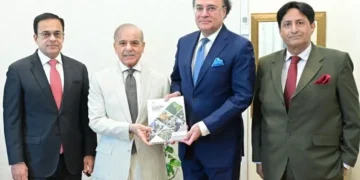 اقتصادی سروے 26-2025 پیش، معیشت میں بہتری کے آثار مگر چیلنجز برقرار