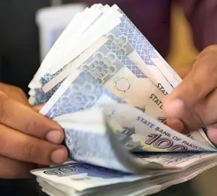 وفاقی بجٹ 2026-27 آج پیش ہوگا، تنخواہ دار طبقے اور پنشنرز کے لیے ریلیف متوقع 8 وفاقی بجٹ 2026-27 آج پیش ہوگا، تنخواہ دار طبقے اور پنشنرز کے لیے ریلیف متوقع