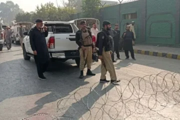 لکی مروت میں دو افراد کی لاشیں ملنے پر احتجاج، انڈس ہائی وے بند