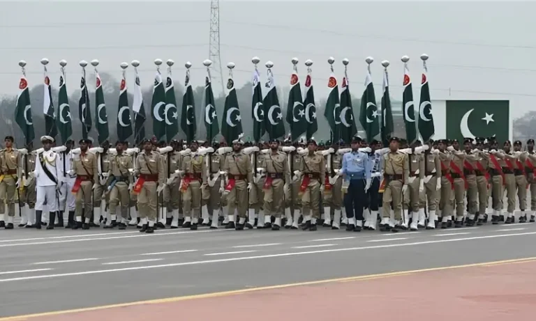 1221122مالی سال 2026-27: دفاعی بجٹ 3 ہزار ارب روپے تجویز0da4ead9