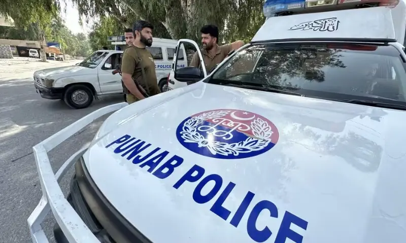 چکوال: 9 سالہ پاکستانی نژاد آسٹریلوی بچی کی ہلاکت کے مقدمے میں گرفتار سی سی ڈی اہلکار جیل منتقل 1 چکوال: 9 سالہ پاکستانی نژاد آسٹریلوی بچی کی ہلاکت کے مقدمے میں گرفتار سی سی ڈی اہلکار جیل منتقل