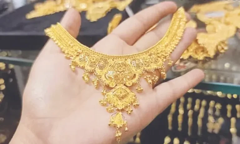 1814593سونے اور چاندی کی قیمتوں میں کمی، تین روزہ اضافے کا سلسلہ تھم گیا3c7efa62