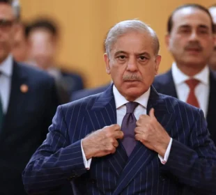 شہباز شریف سوئٹزرلینڈ پہنچ گئے، ایران اور امریکا مذاکرات پر عالمی توجہ مرکوز 10 شہباز شریف سوئٹزرلینڈ پہنچ گئے، ایران اور امریکا مذاکرات پر عالمی توجہ مرکوز
