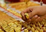 سونے کی قیمت میں معمولی کمی، چاندی مہنگی ہوگئی 3 سونے کی قیمت میں معمولی کمی، چاندی مہنگی ہوگئی