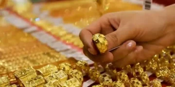 سونے کی قیمت میں معمولی کمی، چاندی مہنگی ہوگئی 12 سونے کی قیمت میں معمولی کمی، چاندی مہنگی ہوگئی