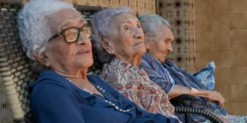 برازیل کی تین معمر بہنیں طویل عمر کے راز جاننے کے لیے سائنسی تحقیق کا حصہ بن گئیں
