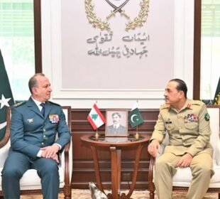 فیلڈ مارشل عاصم منیر اور لبنانی آرمی چیف کی اہم ملاقات 3 فیلڈ مارشل عاصم منیر اور لبنانی آرمی چیف کی اہم ملاقات
