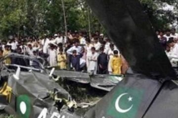 مردان کے قریب پاک فضائیہ کا تربیتی طیارہ حادثے کا شکار، دو افسران شہید