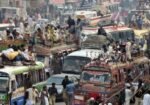 پٹرولیم مصنوعات کی قیمتوں میں کمی کے بعد پبلک ٹرانسپورٹ کے کرایوں میں بھی کمی کا اعلان