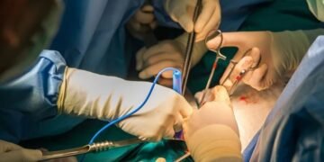 قصور میں نجی اسپتال پر چھاپہ، غیر قانونی گردوں کی پیوندکاری کا انکشاف 39 قصور میں نجی اسپتال پر چھاپہ، غیر قانونی گردوں کی پیوندکاری کا انکشاف