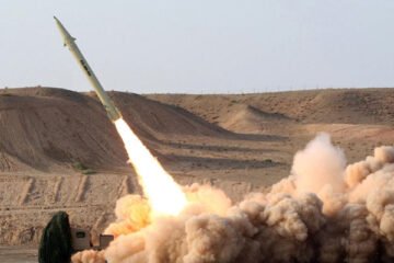 ایران کا بحرین اور کویت میں امریکی تنصیبات پر میزائل و ڈرون حملوں کا دعویٰ