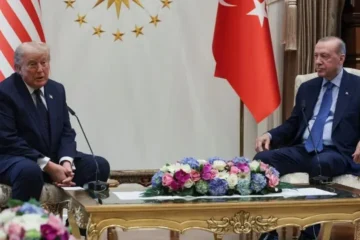 نیٹو اجلاس: صدر ٹرمپ کی انقرہ آمد، اردوان سے ملاقات میں دفاعی تعاون اور عالمی امور پر گفتگو 2 نیٹو اجلاس: صدر ٹرمپ کی انقرہ آمد، اردوان سے ملاقات میں دفاعی تعاون اور عالمی امور پر گفتگو