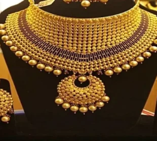پاکستان میں سونا اچانک سستا، فی تولہ قیمت میں زبردست کمی 6 پاکستان میں سونا اچانک سستا، فی تولہ قیمت میں زبردست کمی