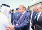 شہباز شریف اور نواز شریف تعزیت کے لیے قطر پہنچ گئے 13 شہباز شریف اور نواز شریف تعزیت کے لیے قطر پہنچ گئے