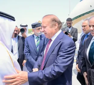 شہباز شریف اور نواز شریف تعزیت کے لیے قطر پہنچ گئے 1 شہباز شریف اور نواز شریف تعزیت کے لیے قطر پہنچ گئے