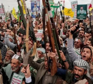باب المندب پر خطرے کی گھنٹی، حوثیوں نے دنیا کو کیوں چونکا دیا؟