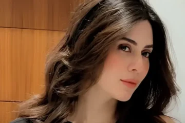 "پاکستانی کرکٹ حلقوں میں ہلچل، اداکارہ نےمعروف کرکٹر پر الزامات عائد کر دیے" 3 "پاکستانی کرکٹ حلقوں میں ہلچل، اداکارہ نےمعروف کرکٹر پر الزامات عائد کر دیے"