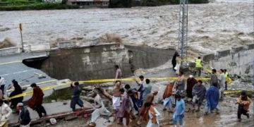 خیبرپختونخوا اور پنجاب میں بارشوں اور سیلاب سے 14 افراد جاں بحق، متعدد زخمی 26 خیبرپختونخوا اور پنجاب میں بارشوں اور سیلاب سے 14 افراد جاں بحق، متعدد زخمی