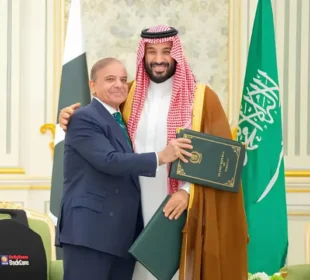 سعودی عرب پر حملے کے بعد پاکستان حرکت میں 4 سعودی عرب پر حملے کے بعد پاکستان حرکت میں