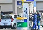 پیٹرول اور ڈیزل کی قیمتوں پر بڑا فیصلہ، حکومت نے عوام کو چونکا دیا 11 پیٹرول اور ڈیزل کی قیمتوں پر بڑا فیصلہ، حکومت نے عوام کو چونکا دیا