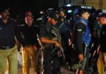 ہنگو: دہشت گردوں کا پولیس چیک پوسٹ پر حملہ، ڈی ایس پی سمیت 5 اہلکار شہید، 20 زخمی 13 ہنگو: دہشت گردوں کا پولیس چیک پوسٹ پر حملہ، ڈی ایس پی سمیت 5 اہلکار شہید، 20 زخمی