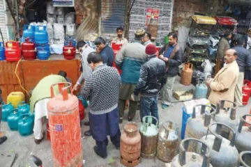 ایل پی جی کی قیمتوں میں نمایاں کمی، نئی قیمتوں کا اطلاق یکم جولائی سے 2 ایل پی جی کی قیمتوں میں نمایاں کمی، نئی قیمتوں کا اطلاق یکم جولائی سے
