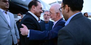 فیلڈ مارشل عاصم منیر ایران پہنچ گئے، نمازِ جنازہ میں شرکت کریں گے 11 فیلڈ مارشل عاصم منیر ایران پہنچ گئے، نمازِ جنازہ میں شرکت کریں گے