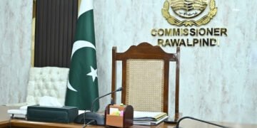 راولپنڈی میں انتظامی ردوبدل، کمشنر، ڈپٹی کمشنر اور سی پی او سمیت متعدد افسران کے تقرر و تبادلے 1 راولپنڈی میں انتظامی ردوبدل، کمشنر، ڈپٹی کمشنر اور سی پی او سمیت متعدد افسران کے تقرر و تبادلے