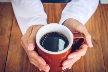 کافی پینے کی عادت جگر کے سنگین امراض کا خطرہ کم کرنے میں مددگار قرار