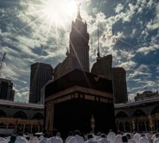 قبلے کی سمت معلوم کرنے کا بہترین موقع
