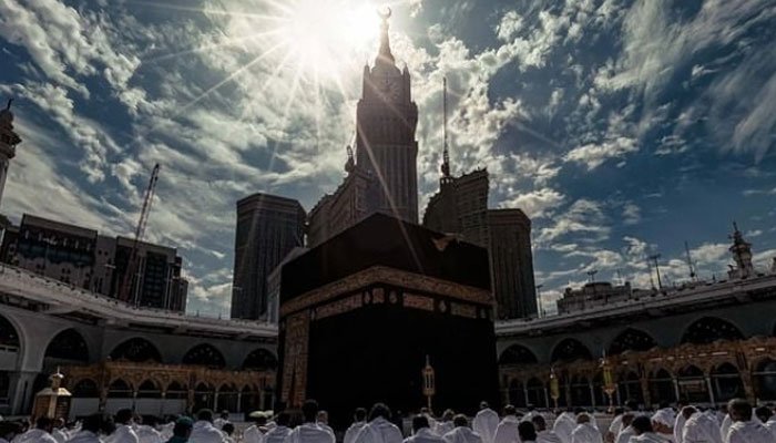 قبلے کی سمت معلوم کرنے کا بہترین موقع 1 قبلے کی سمت معلوم کرنے کا بہترین موقع