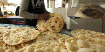 لاہور: نان بائیوں کا روٹی اور نان کی قیمتوں میں اضافے کا اعلان 31 لاہور: نان بائیوں کا روٹی اور نان کی قیمتوں میں اضافے کا اعلان