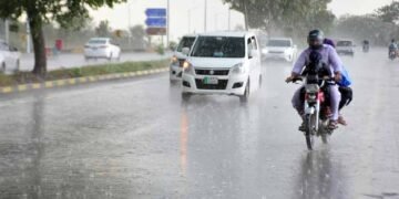 ملک بھر میں موسلا دھار بارشوں کا الرٹ، محکمہ موسمیات نے خطرے کی گھنٹی بجا دی 27 ملک بھر میں موسلا دھار بارشوں کا الرٹ، محکمہ موسمیات نے خطرے کی گھنٹی بجا دی